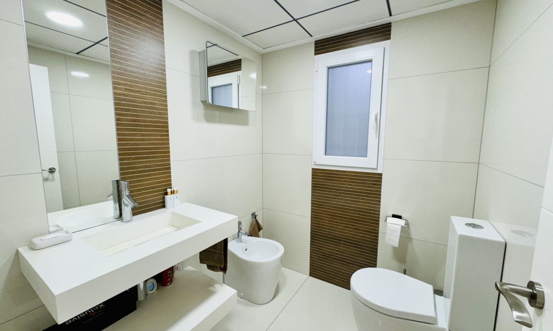 Revente - Appartement -
Torrevieja - Costa Blanca