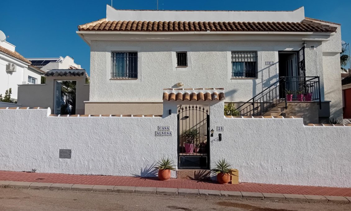 Használt Ingatlanok - Villa -
Mazarron - Camposol