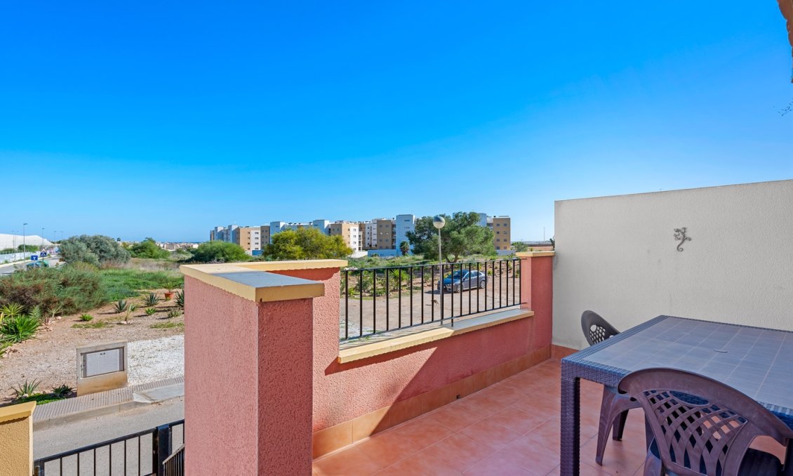 Revente - Villa -
Orihuela Costa - Costa Blanca