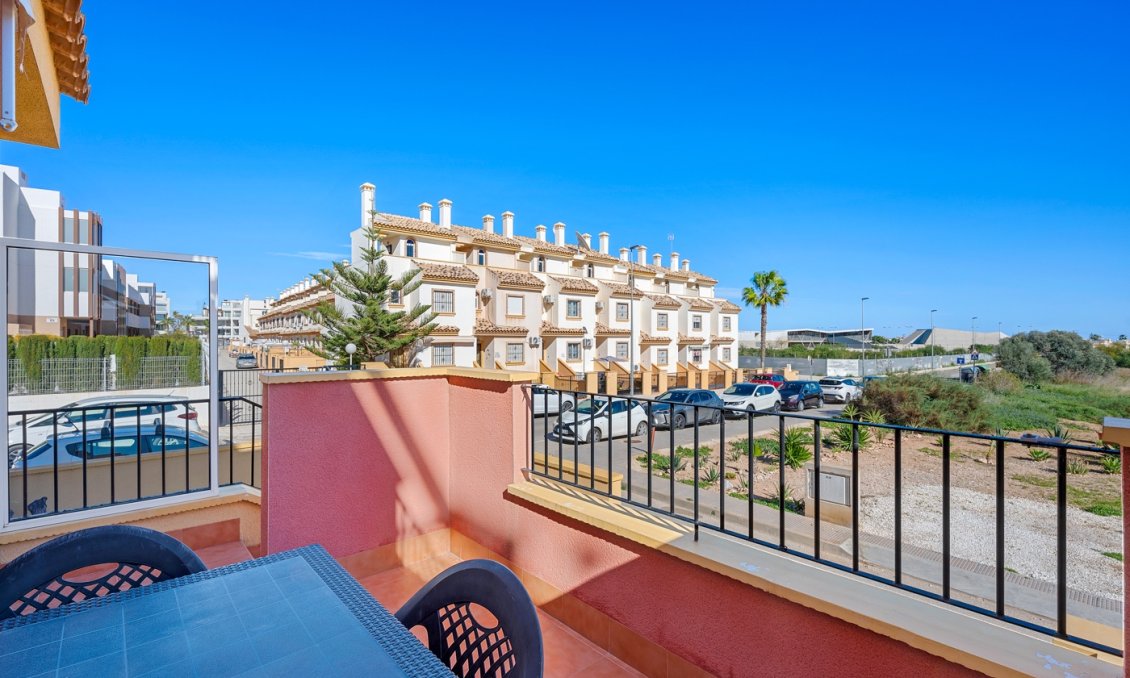 Revente - Villa -
Orihuela Costa - Costa Blanca