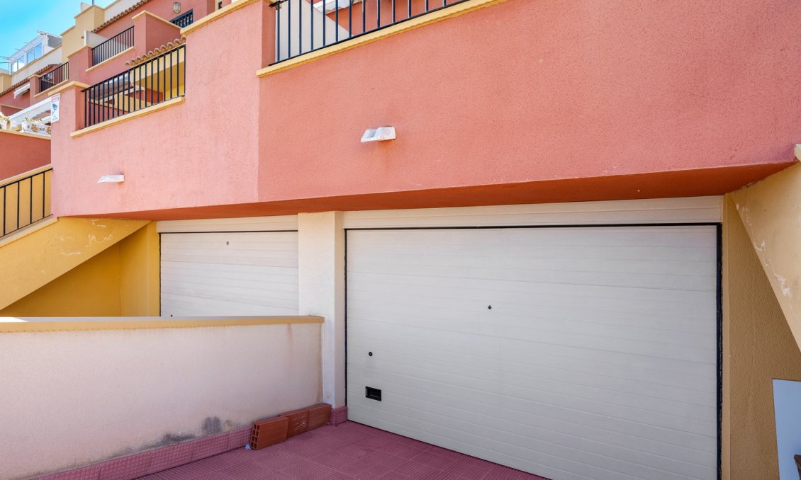 Revente - Villa -
Orihuela Costa - Costa Blanca