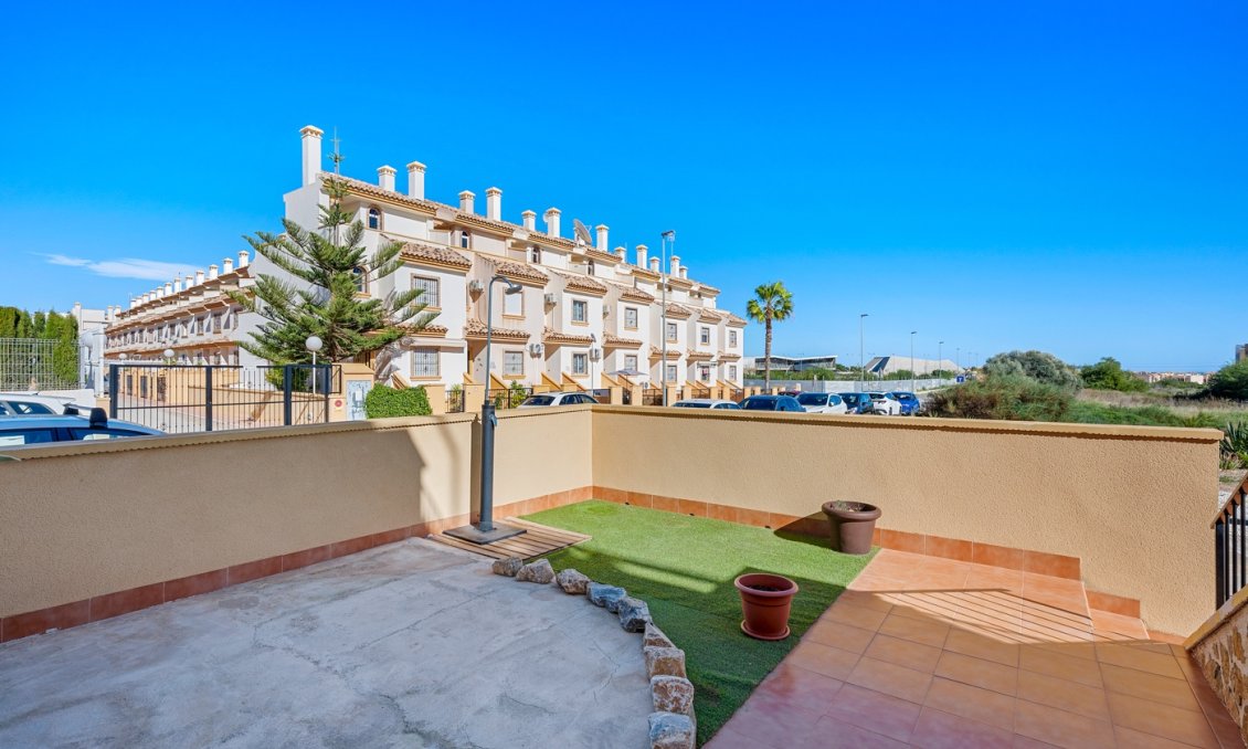 Revente - Villa -
Orihuela Costa - Costa Blanca