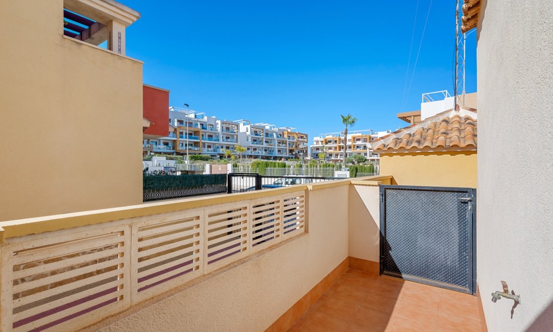 Revente - Villa -
Orihuela Costa - Costa Blanca