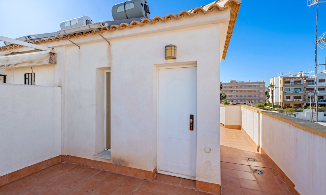 Revente - Villa -
Orihuela Costa - Costa Blanca