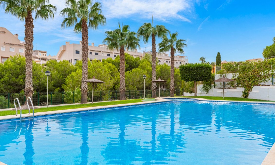 Revente - Villa -
Orihuela Costa - Costa Blanca