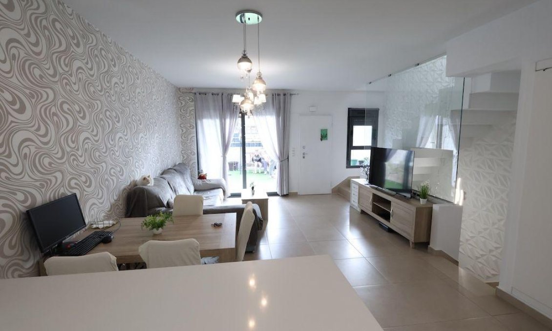 Wiederverkauf - Town House -
Orihuela Costa - Costa Blanca