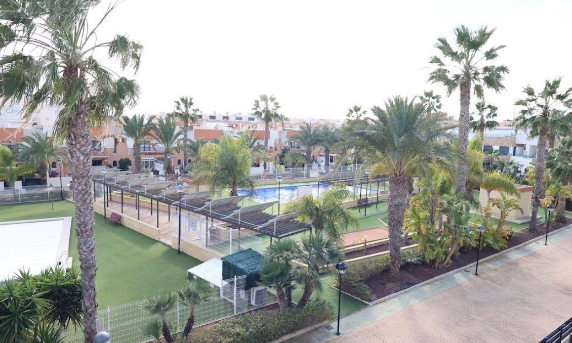 Wiederverkauf - Town House -
Orihuela Costa - Costa Blanca