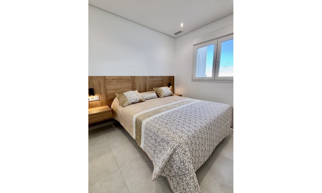 Resale - Villa -
Benijofar - Costa Blanca