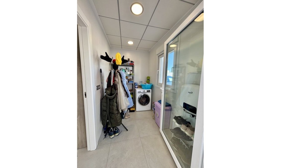 Resale - Villa -
Benijofar - Costa Blanca