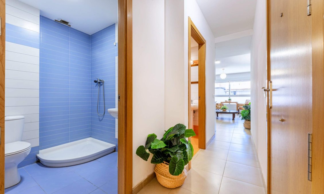 Resale - Apartment -
Alicante - Carolinas Bajas