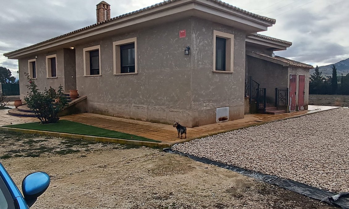 Használt Ingatlanok - Villa -
Yecla - Inland