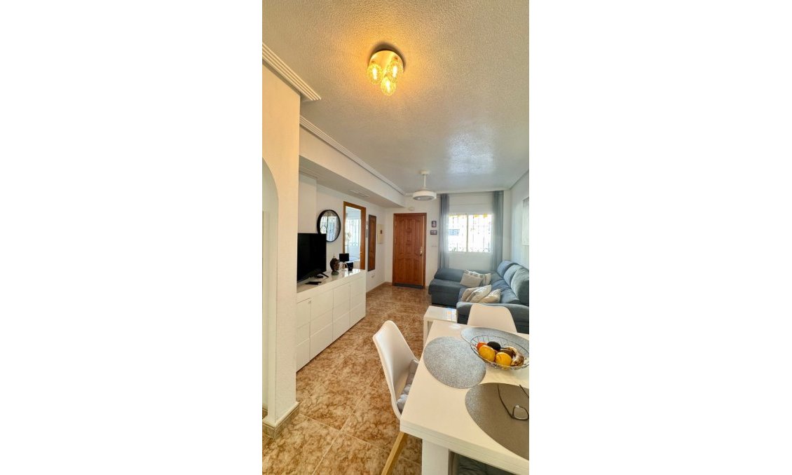 Revente - Appartement -
Orihuela Costa - Costa Blanca