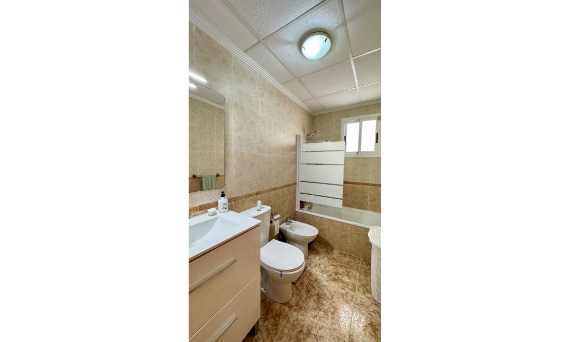 Revente - Appartement -
Orihuela Costa - Costa Blanca