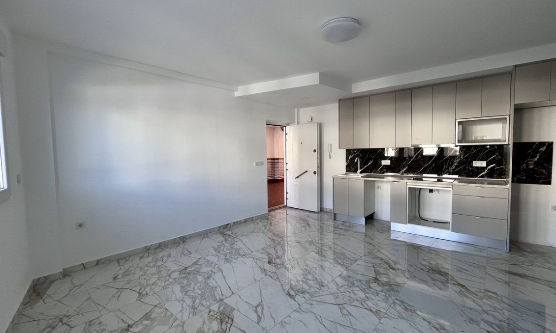 Revente - Appartement -
Torrevieja - PLAYA LOS LOCOS