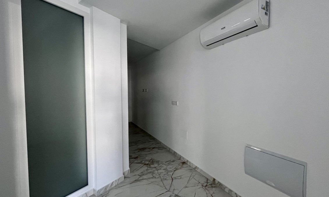 Revente - Appartement -
Torrevieja - PLAYA LOS LOCOS