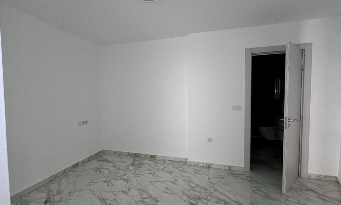 Revente - Appartement -
Torrevieja - PLAYA LOS LOCOS