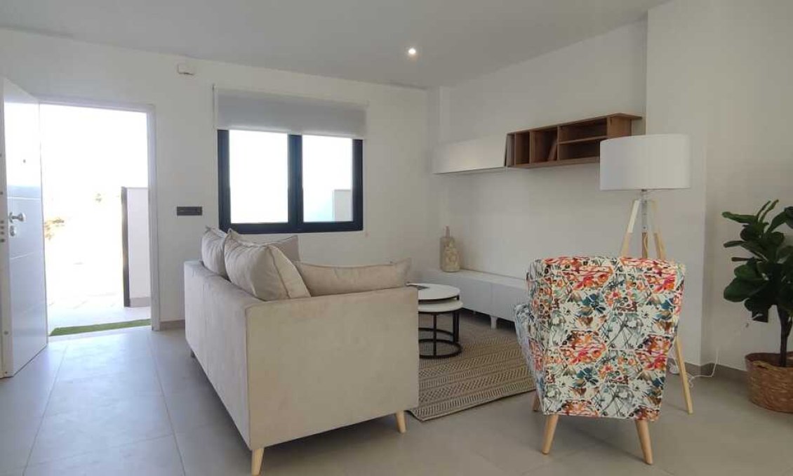 Resale - Villa -
Los Belones - Inland