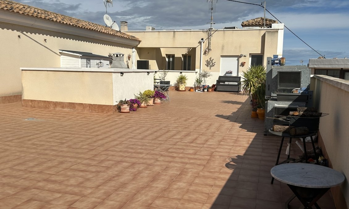 Resale - Apartment -
2778 - Inland