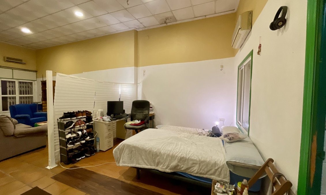 Resale - Bungalow -
Torrevieja - Costa Blanca