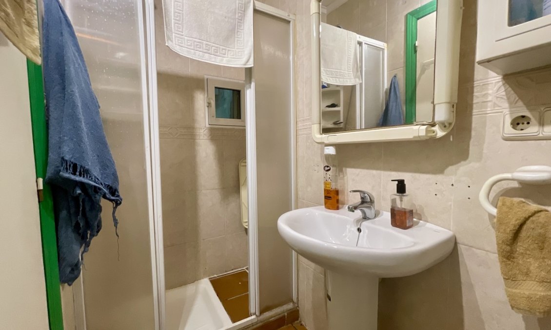 Resale - Bungalow -
Torrevieja - Costa Blanca