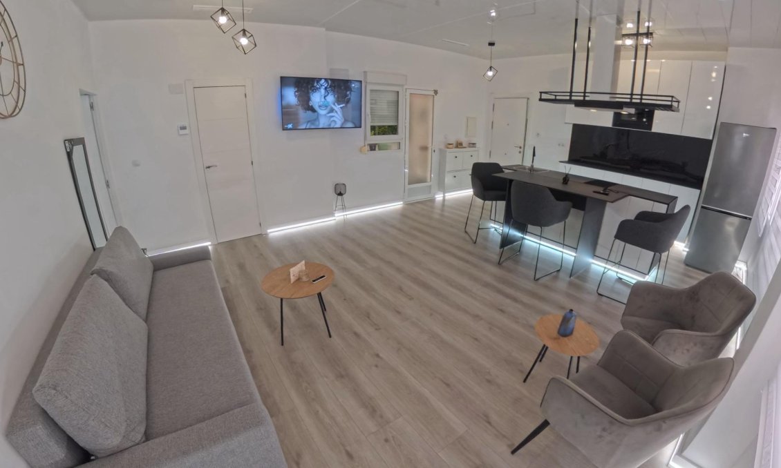 Revânzare - Apartament -
Torrevieja - Playa del Cura