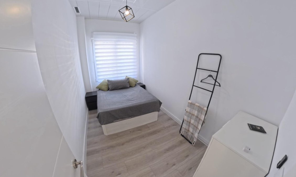 Revânzare - Apartament -
Torrevieja - Playa del Cura