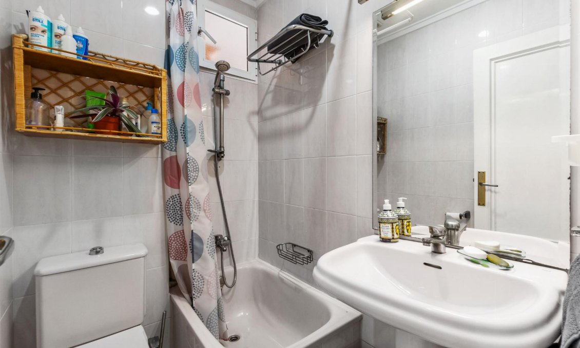 Resale - Apartment -
Torrevieja - Costa Blanca