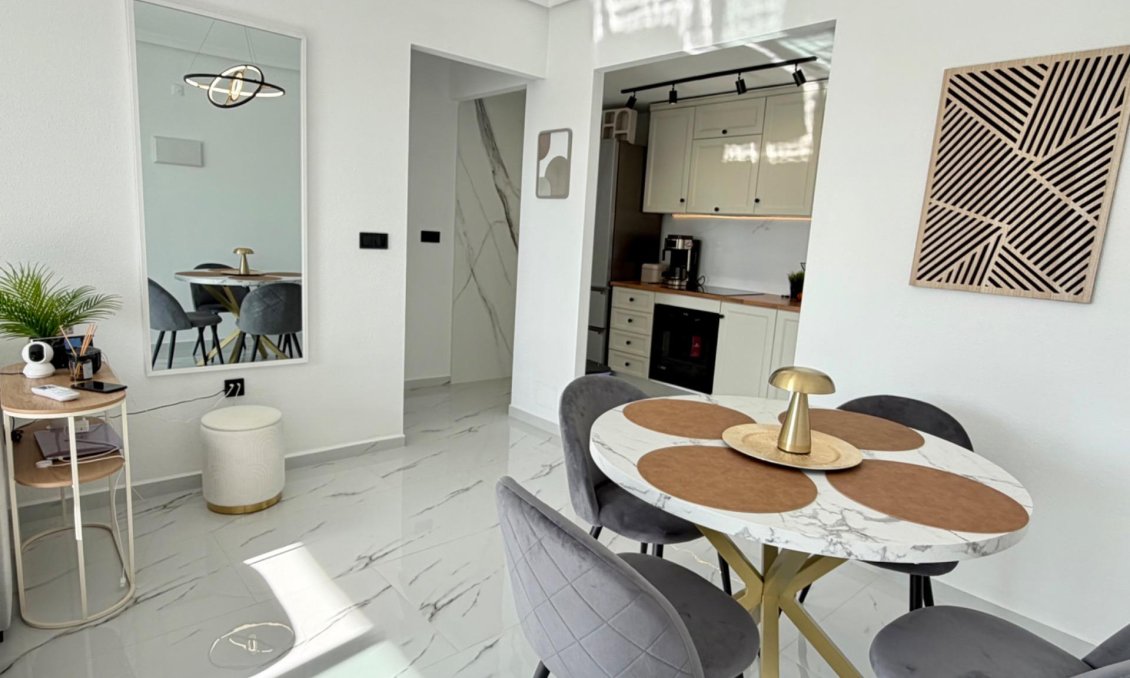 Resale - Apartment -
Orihuela Costa - Playa Flamenca Norte