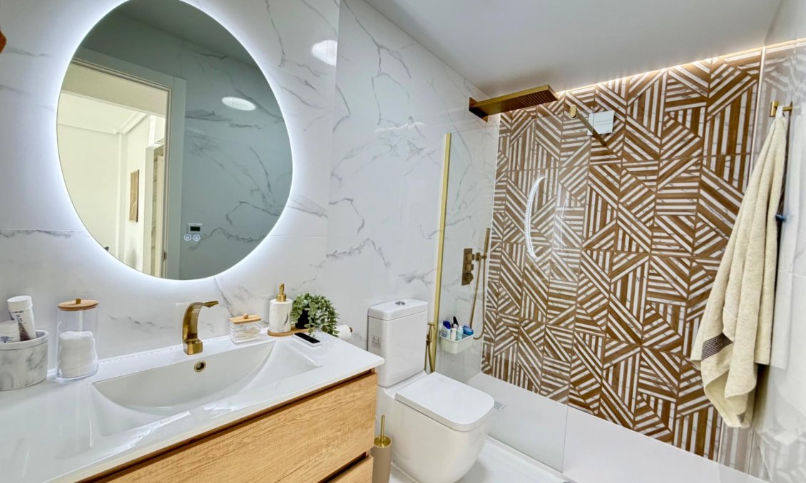 Resale - Apartment -
Orihuela Costa - Playa Flamenca Norte