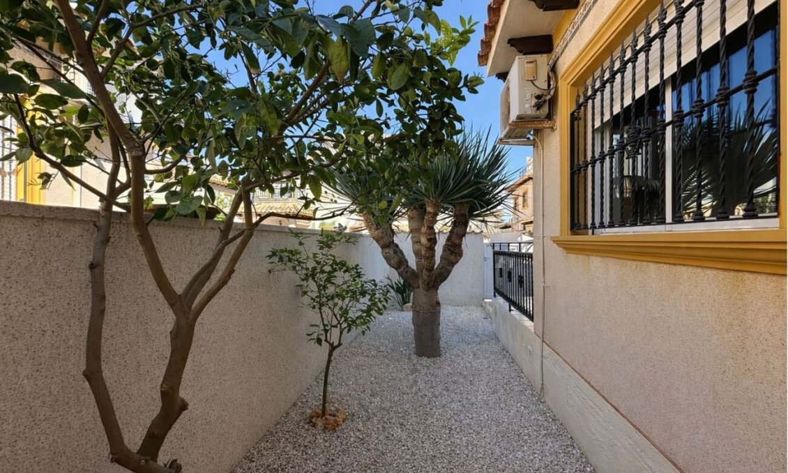 Revente - Quad House -
La Zenia - Costa Blanca