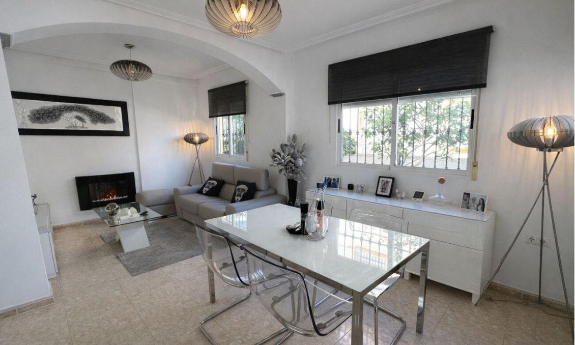 Revente - Quad House -
La Zenia - Costa Blanca