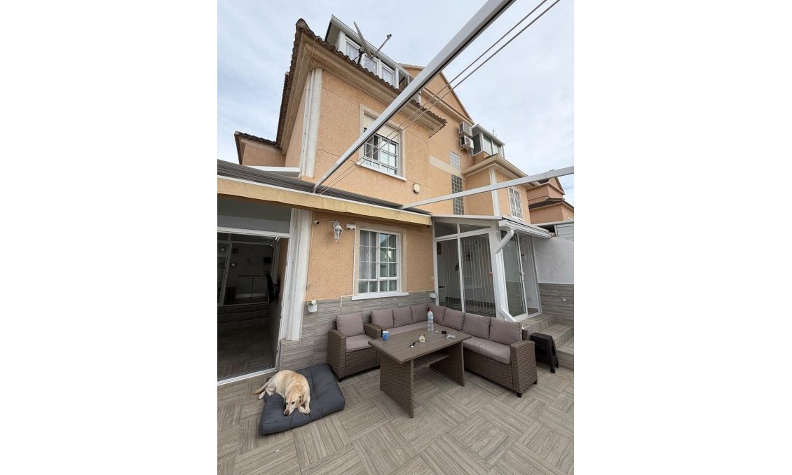 Wiederverkauf - Town House -
Orihuela Costa - La Zenia