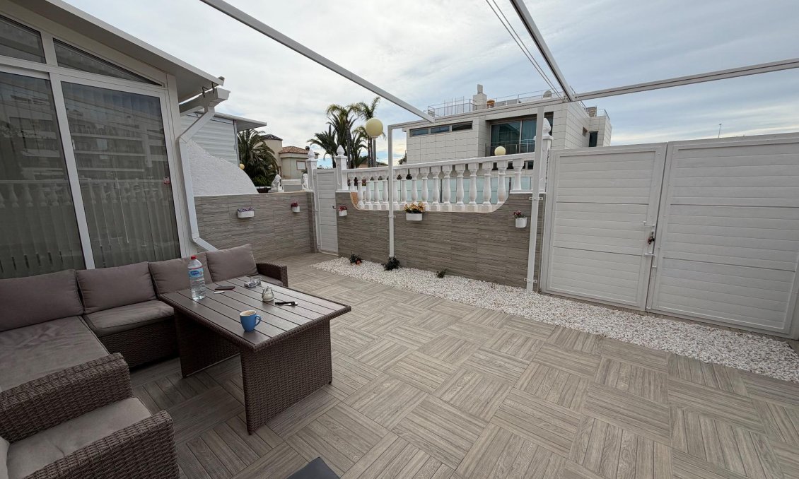 Wiederverkauf - Town House -
Orihuela Costa - La Zenia