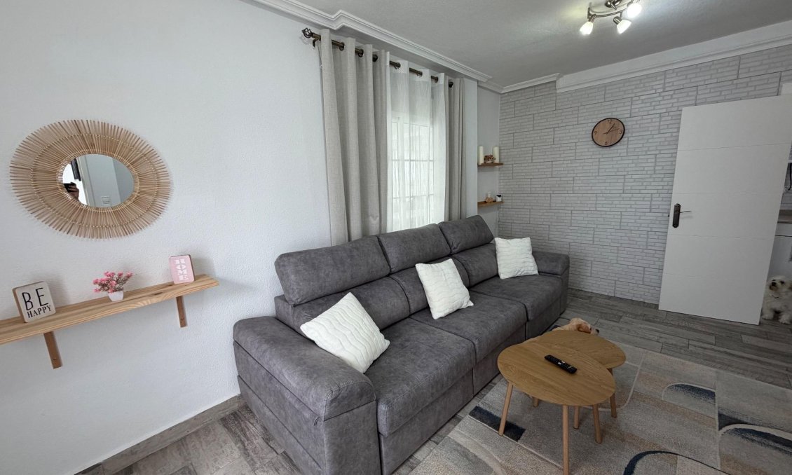 Wiederverkauf - Town House -
Orihuela Costa - La Zenia