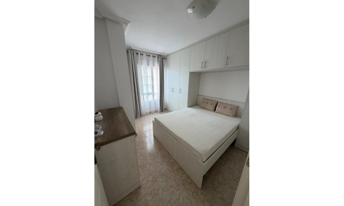 Wiederverkauf - Town House -
Orihuela Costa - La Zenia