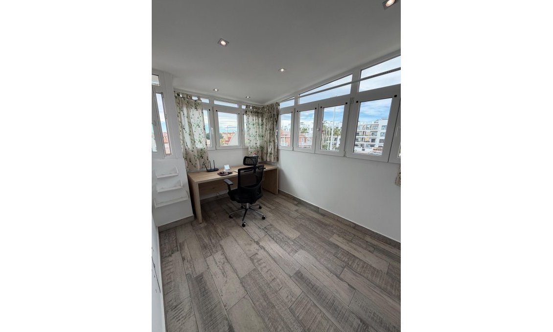 Wiederverkauf - Town House -
Orihuela Costa - La Zenia