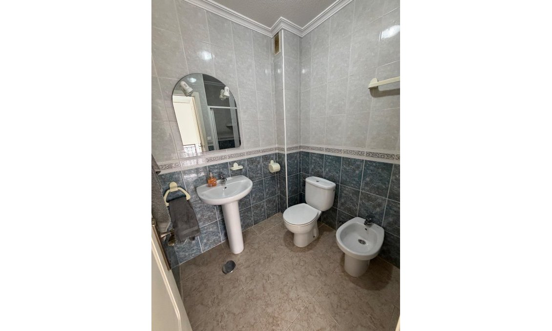 Wiederverkauf - Town House -
Orihuela Costa - La Zenia