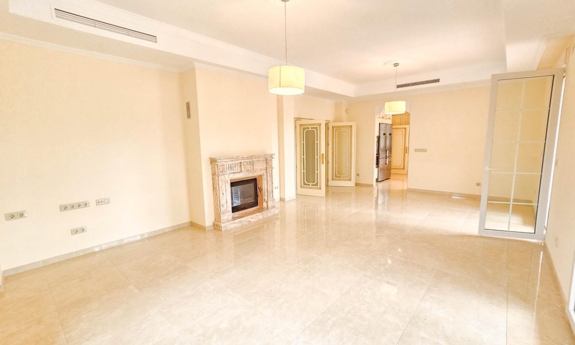 Revente - Villa -
Cabo Roig