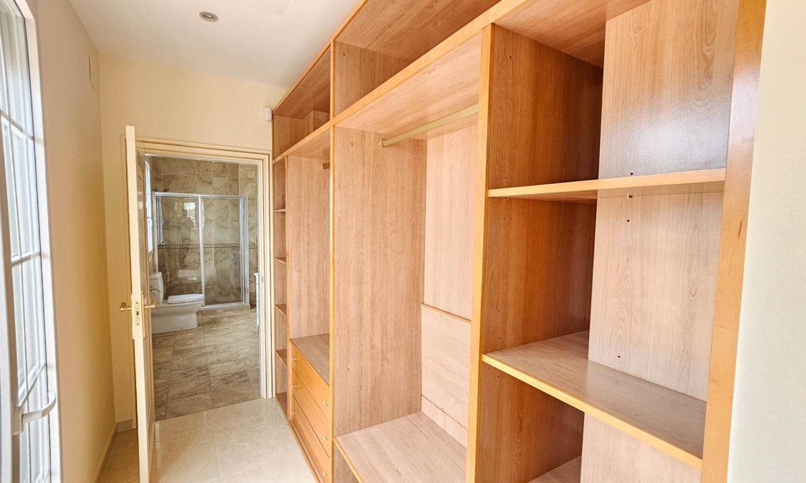 Revente - Villa -
Cabo Roig