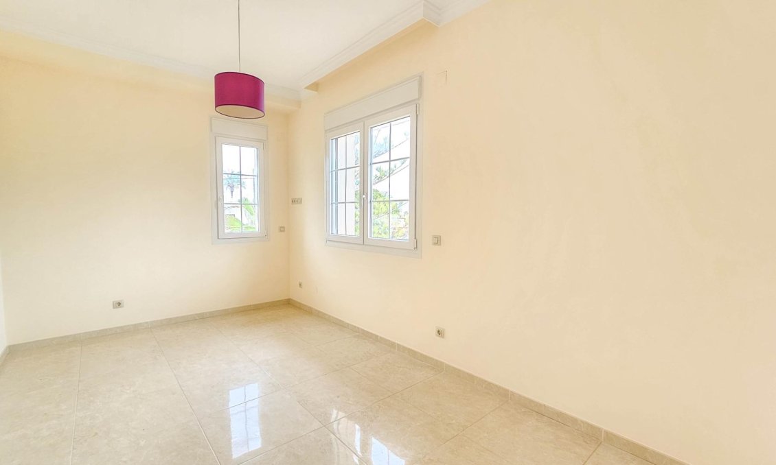 Revente - Villa -
Cabo Roig