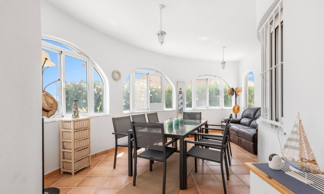 Resale - Villa -
San Fulgencio - Urb. La Marina