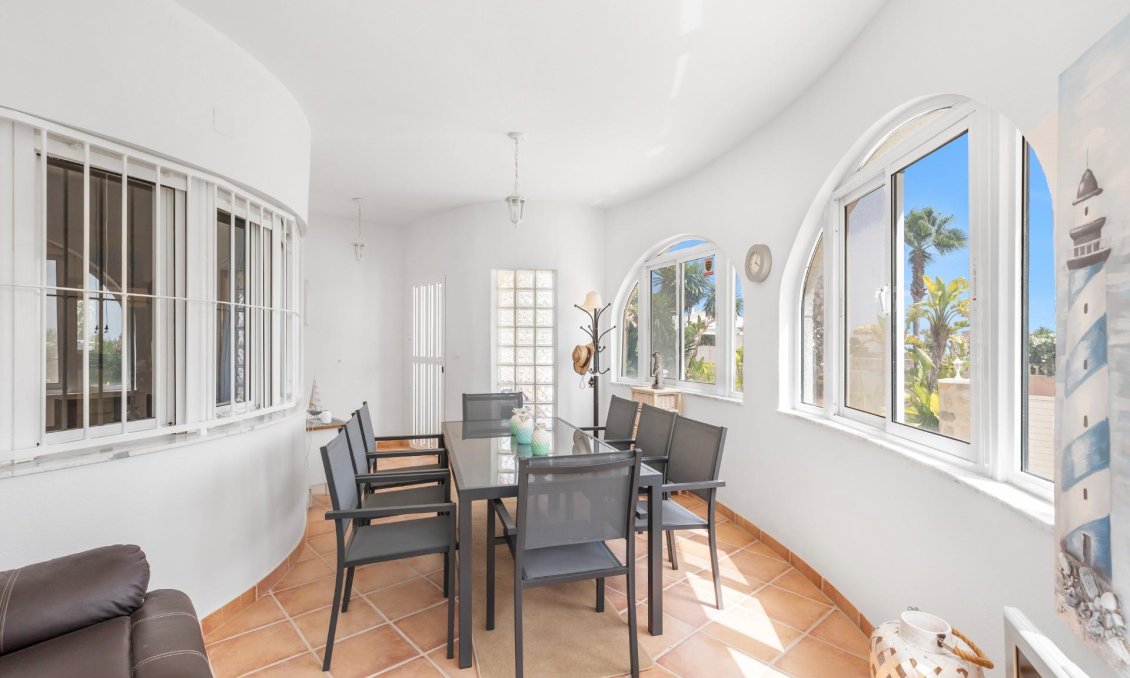 Resale - Villa -
San Fulgencio - Urb. La Marina