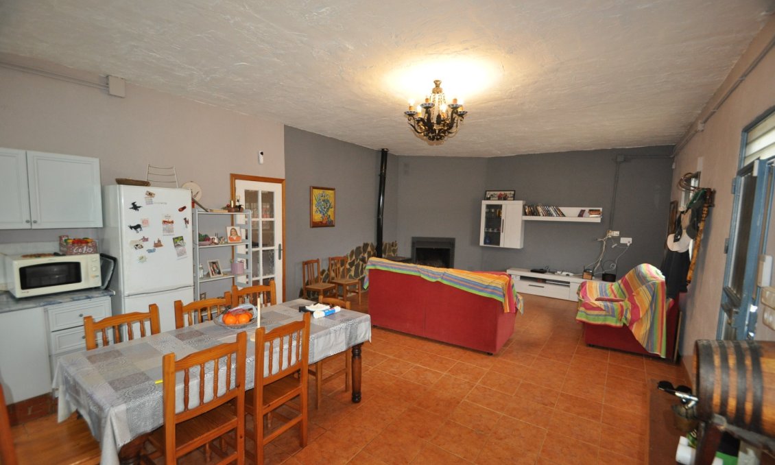 Használt Ingatlanok - Villa -
Salinas - Inland