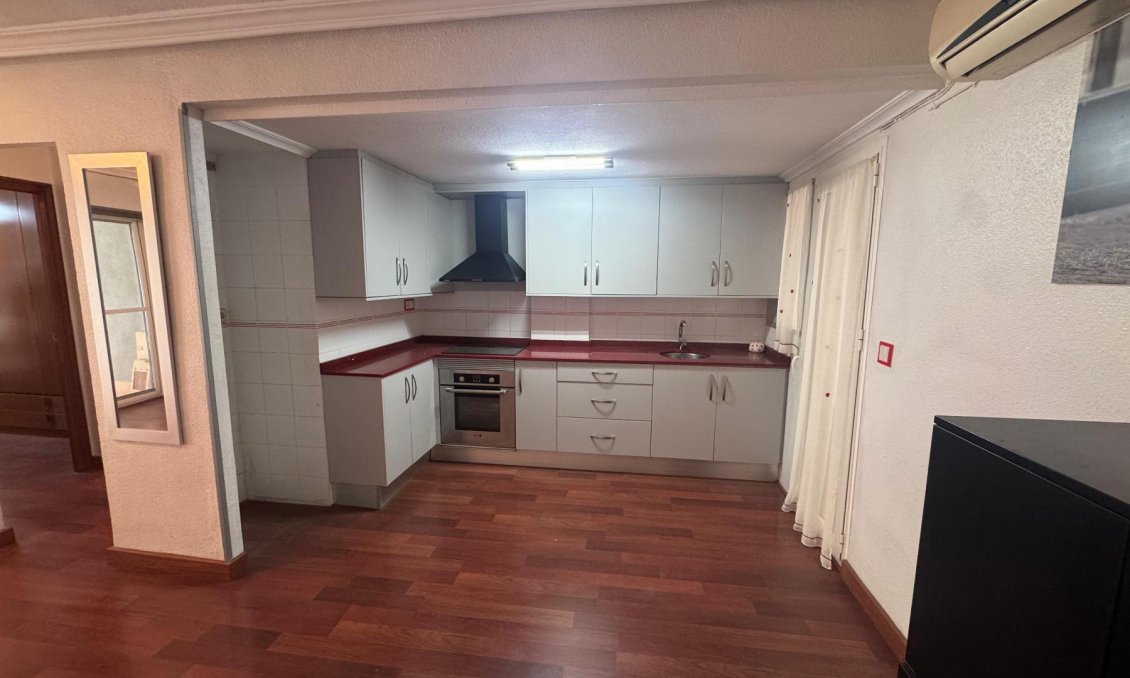 Resale - Apartment -
Torrevieja - Costa Blanca