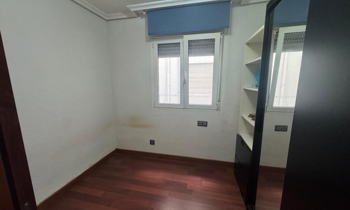 Resale - Apartment -
Torrevieja - Costa Blanca