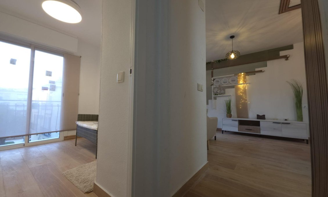 Resale - Penthouse -
Torrevieja - Cala Ferris