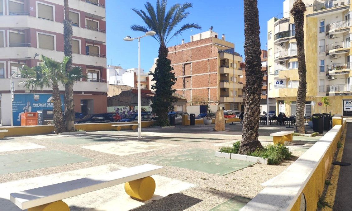 Segunda mano - Apartamento -
Torrevieja - Centro