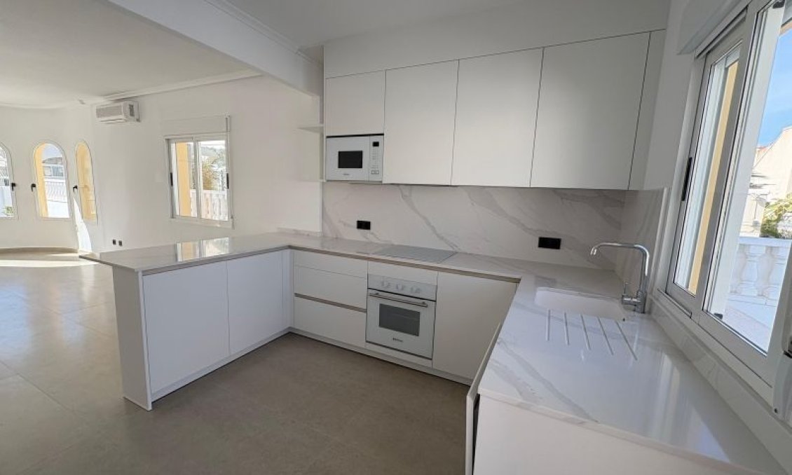 Revente - Villa -
Algorfa - Inland