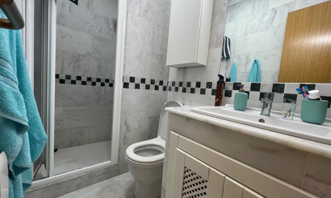 Használt Ingatlanok - Bungaló -
Algorfa - Inland