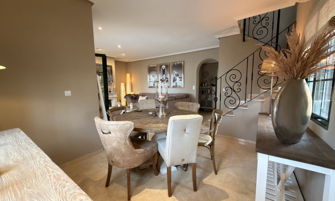 Használt Ingatlanok - Villa -
Orihuela Costa - Los Doses